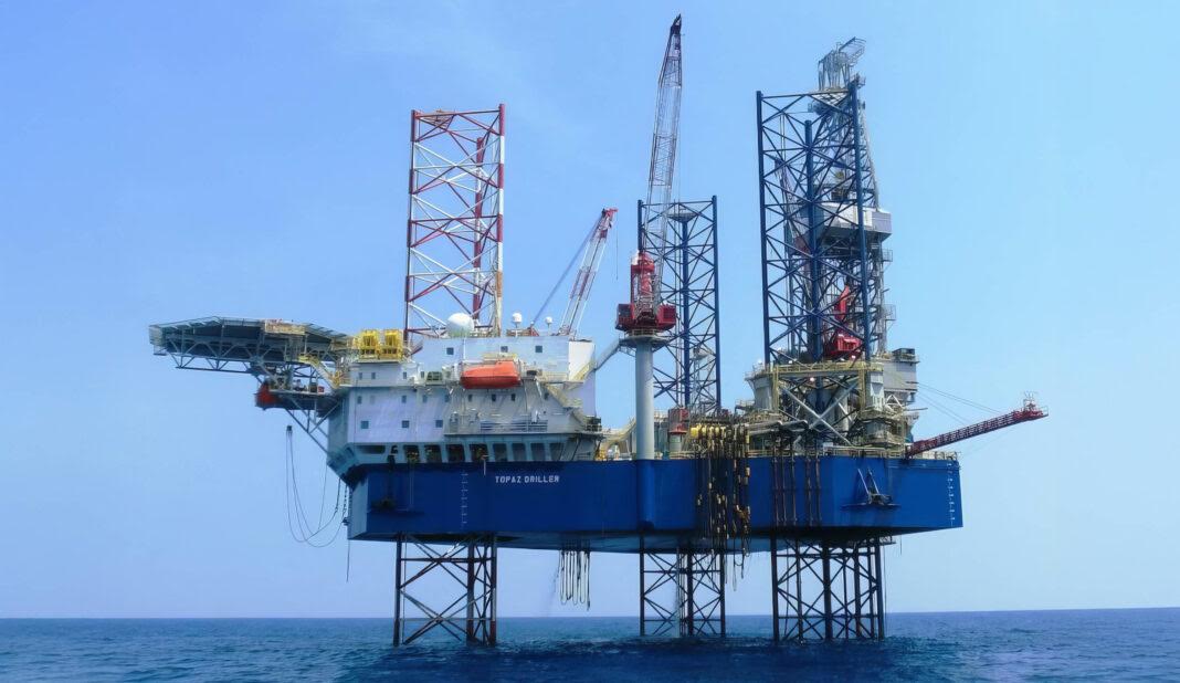 المغرب يبدأ أعمال واسعة للتنقيب عن الغاز في الصحراء ويجدد مخاوف أطراف إسبانية