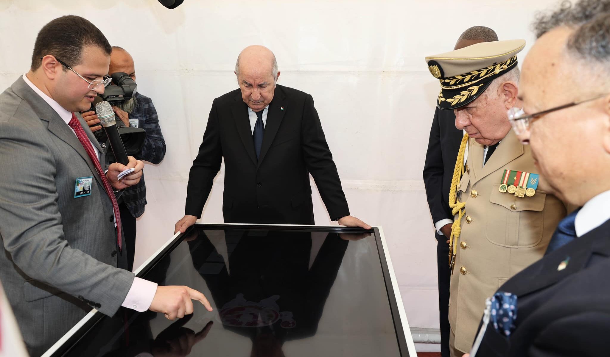 لماذا يجب أن نعامل الجزائر بالمثل؟