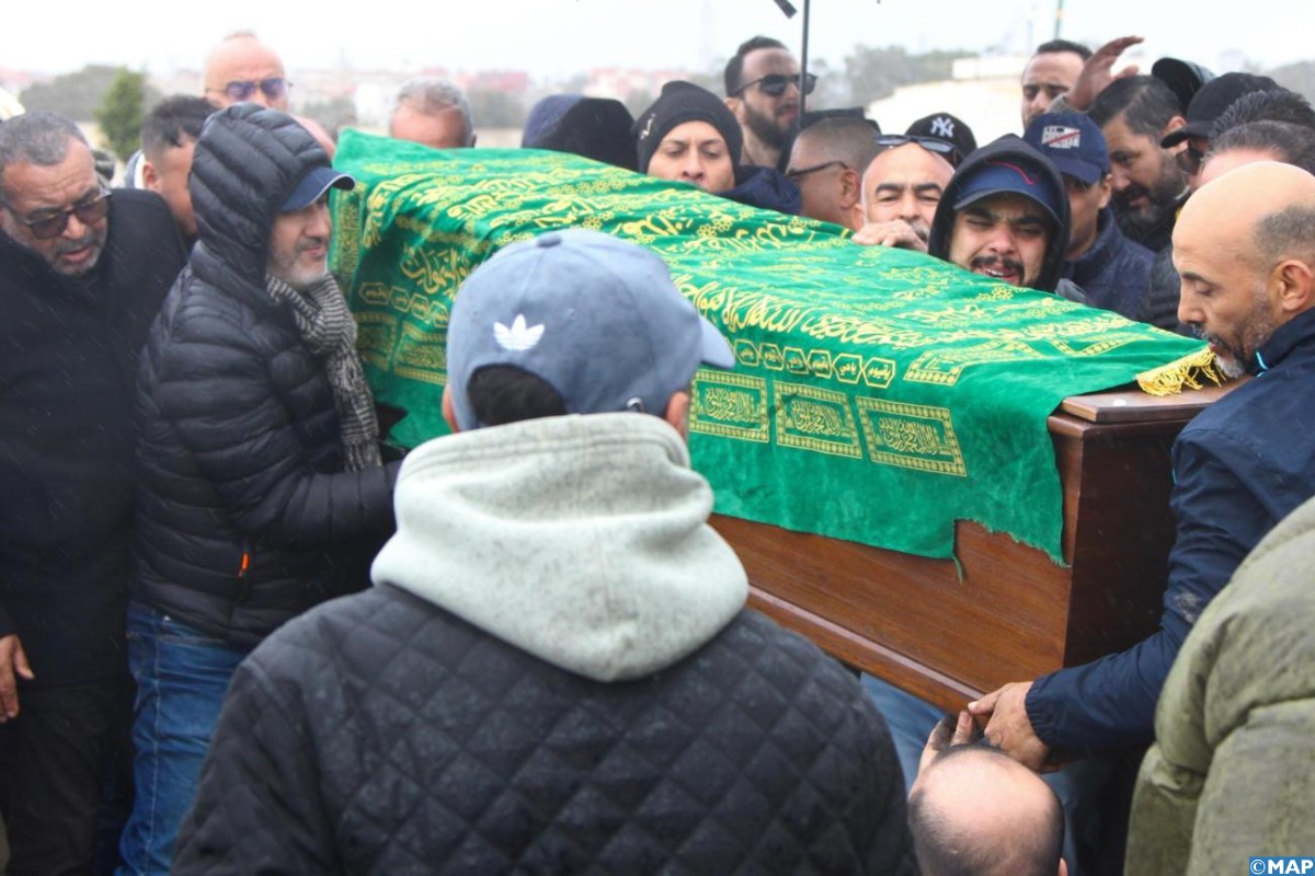 تشييع جنازة الفنانة نعيمة سميح بمقبرة سيدي امحمد ببنسليمان