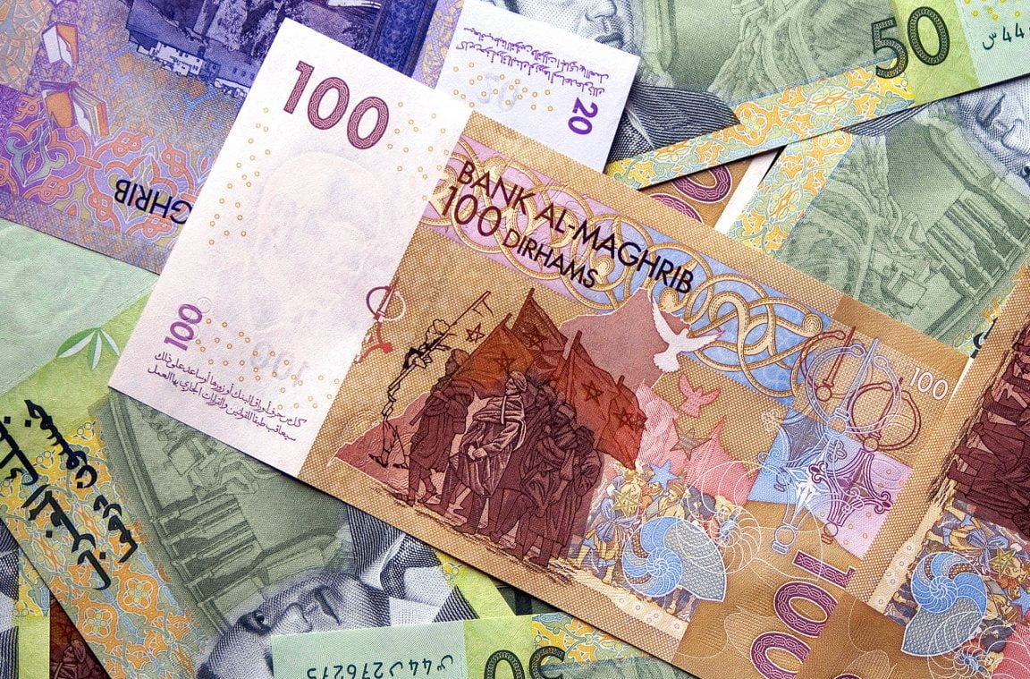 ضغط السيولة يعود للارتفاع في فبراير وسط تراجع التداول النقدي