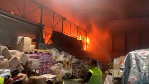  مَكتب المطارات: حريق مطار الدار البيضاء نشب في منطقة شحن "لارام".. والتحقيق سيُحدد الأسباب 