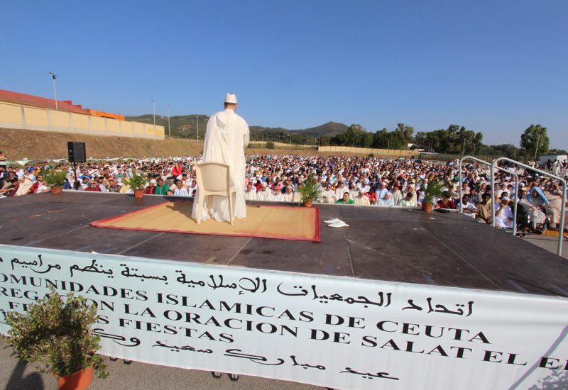  "الولاء الديني للرباط لا لمكة".. مسلمو سبتة يدفعون نحو إلغاء شعيرة الأضحية اقتداءً بتوجيهات الملك محمد السادس 
