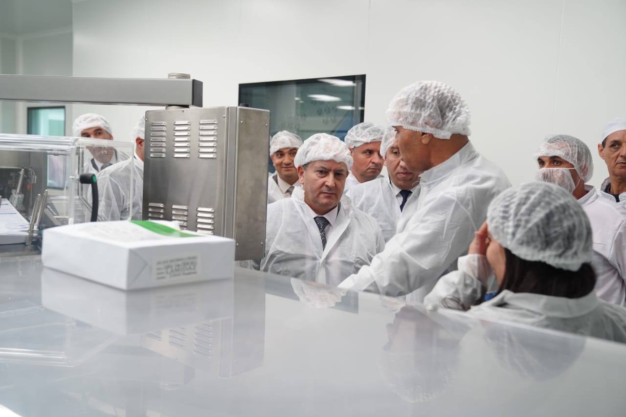 مباشرة إثر اختراقها من "هاكرز" مغاربة.. الحكومة الجزائرية تعفي المدير العام للشركة العمومية للأدوية بعد شهرين من تنصيبه