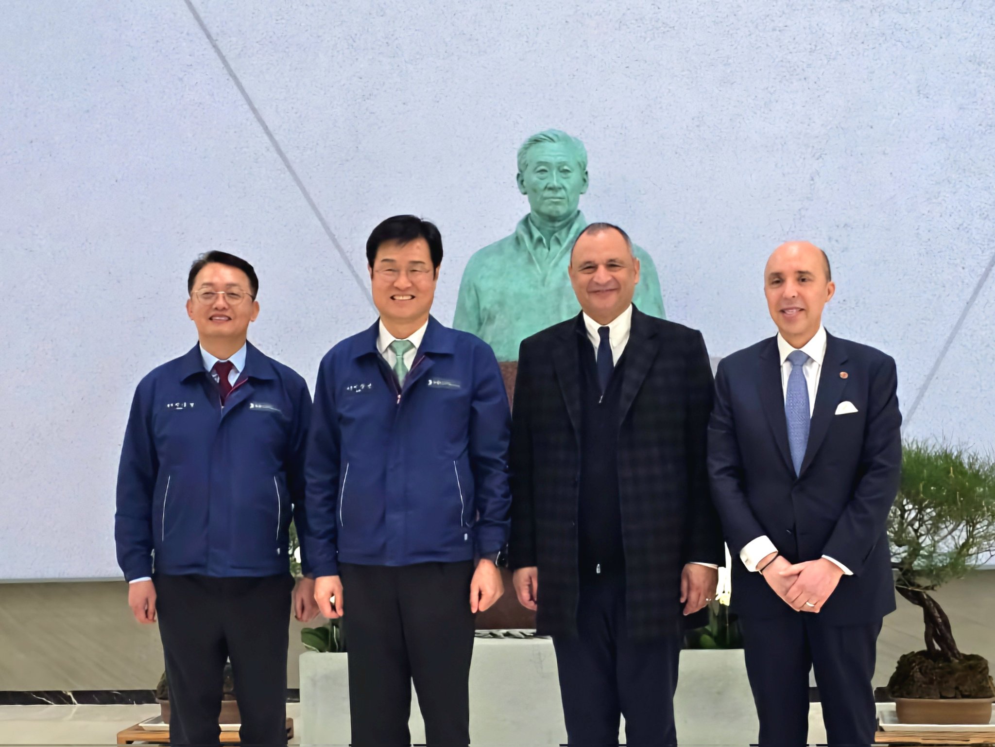  بعد القطارات.. المغرب يفاوض كوريا الجنوبية على صفقات دفاعية تشمل دبابات وغواصات ومنظومة للدفاع الجوي 