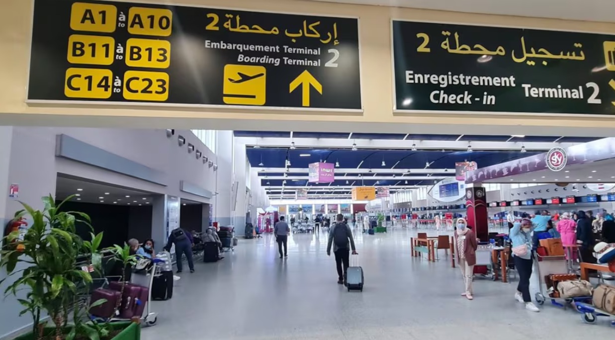 انقطاع التيار الكهربائي في إسبانيا يُحدث اضطرابات في نظام تسجيل الرحلات الجوية بمطارات المغرب