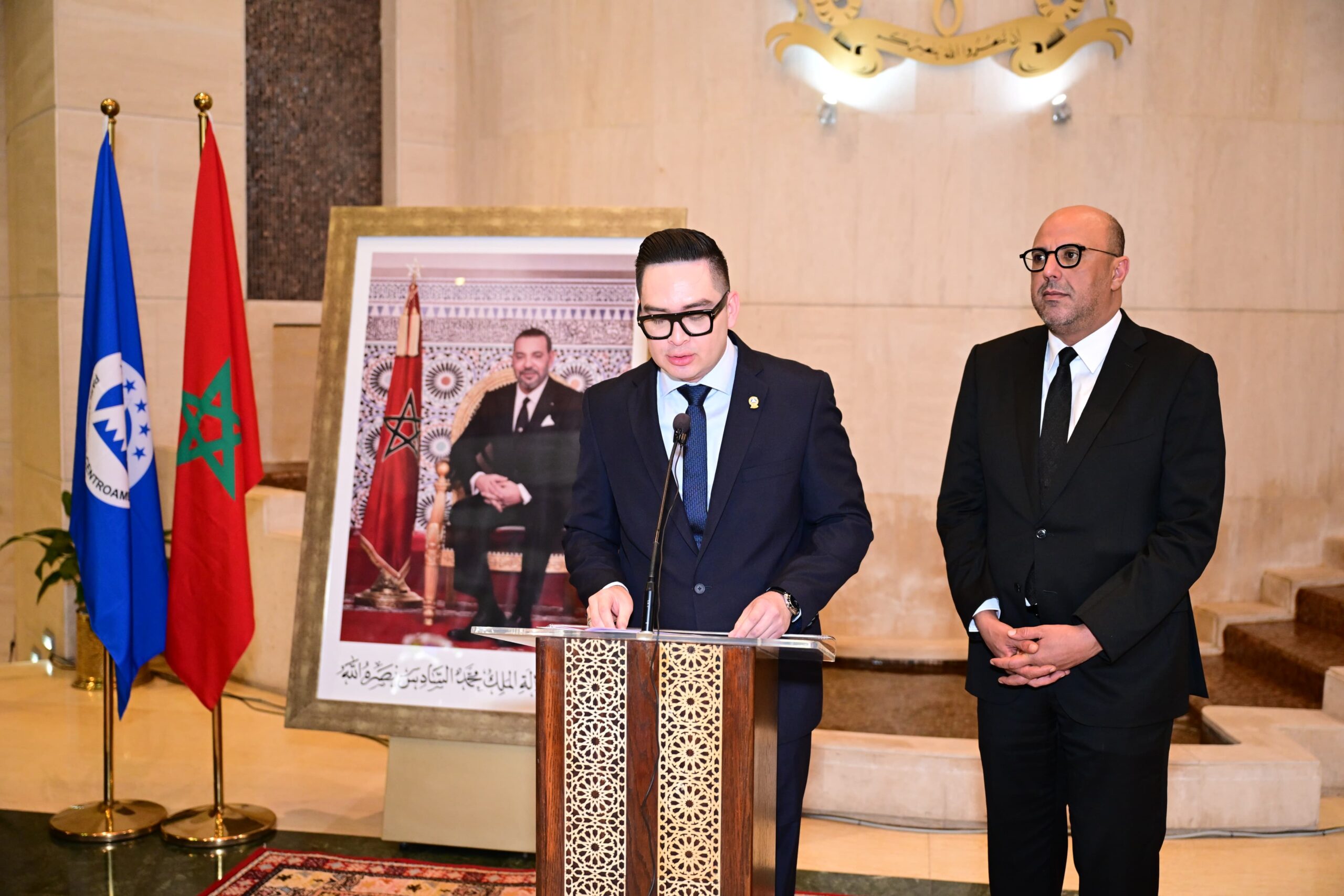  استقبله ولد الرشيد.. رئيس برلمان أمريكا الوسطى يزور الرباط لتعزيز العلاقات والاطلاع على التنمية في الصحراء 