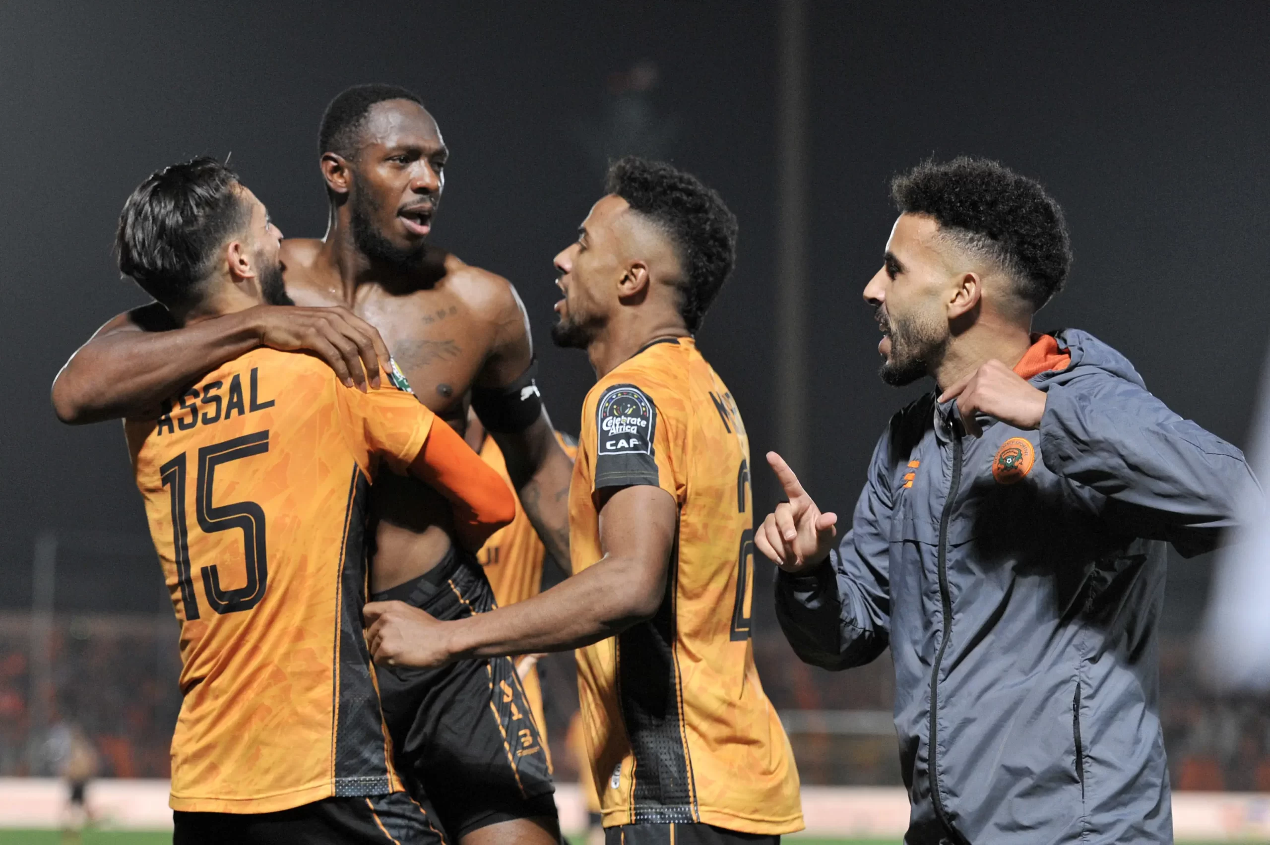 فريق نهضة بركان يتأهل لنصف نهائي كأس "الكاف" لمواجهة نادي قسنطينة الجزائري