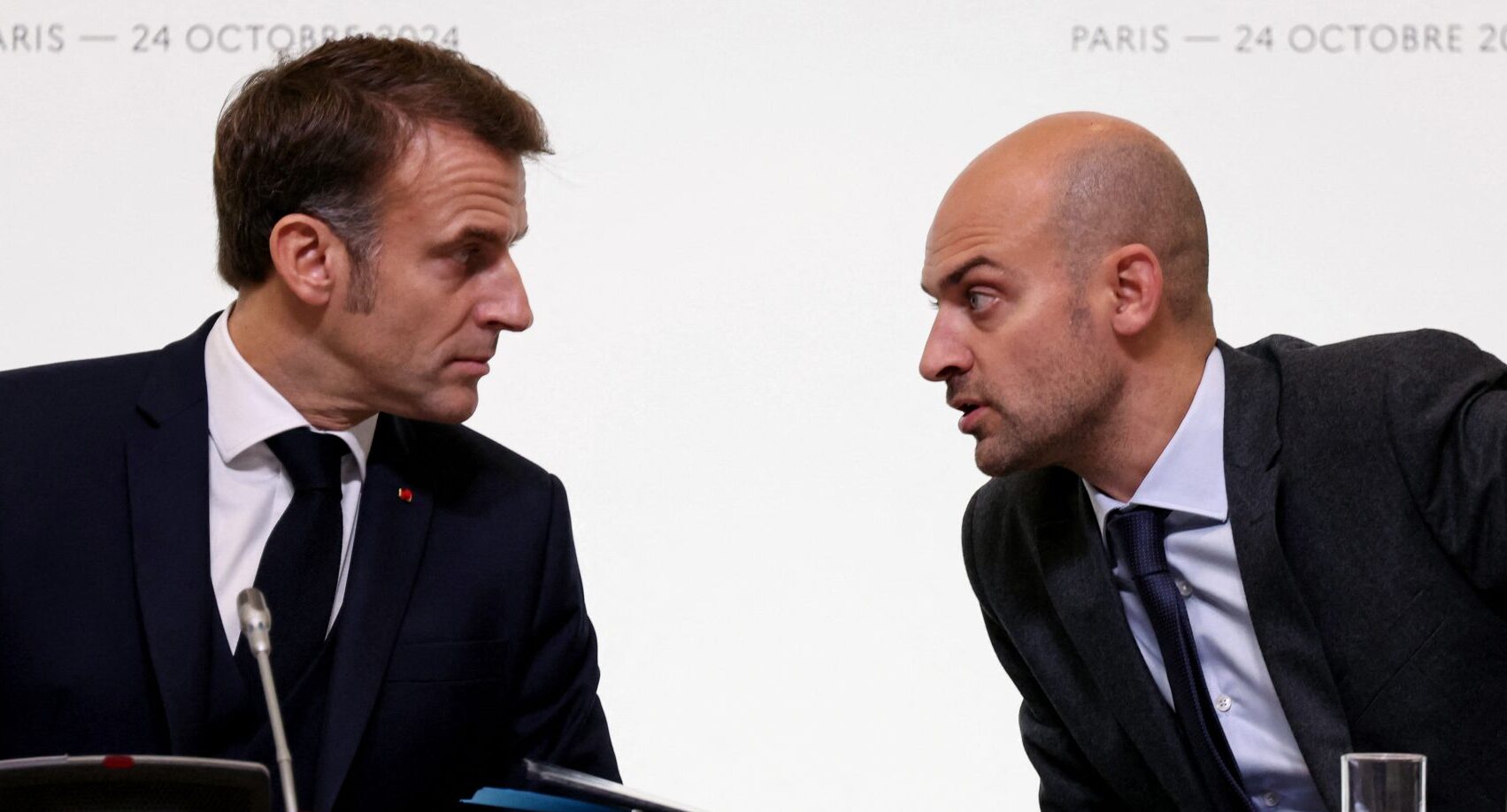  وزير الخارجية الفرنسي: طرد الجزائر لموظفي سفارتنا "لن يمر دون عواقب".. ولا علاقة للداخلية باعتقال المسؤول القنصلي لأن "قضاءنا مستقل" 