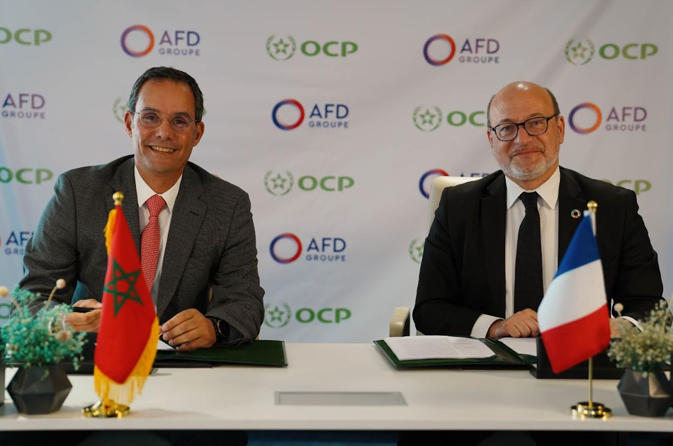  لدعم برنامج الاستثمار الأخضر.. الـOCP والوكالة الفرنسية للتنمية يوقعان اتفاقية تمويل بقيمة 350 مليون دولار 