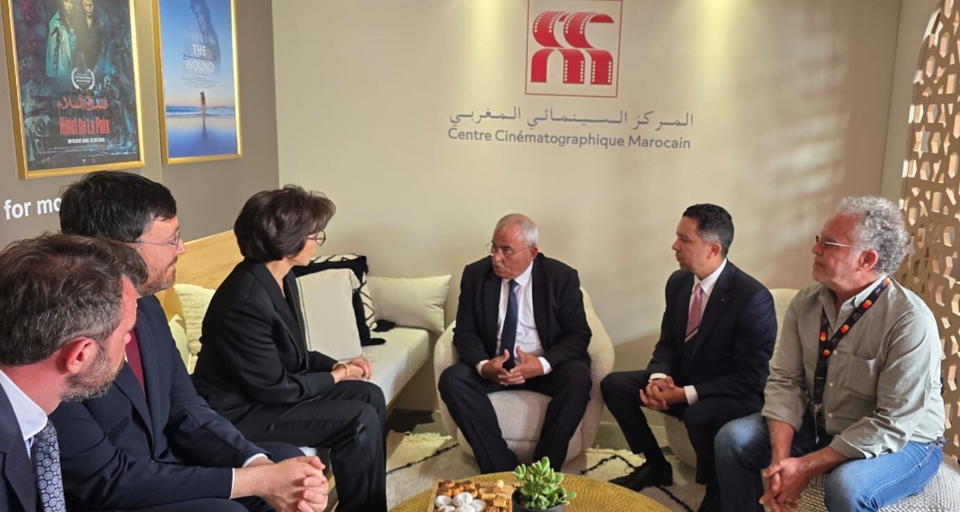 وزيرة الثقافة الفرنسية تزور الجناح المغربي في مهرجان "كان" السينمائي