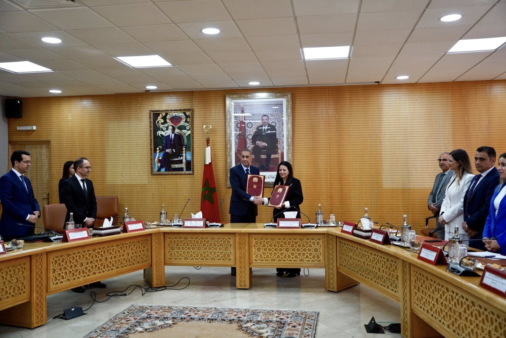 وزارة الانتقال الرقمي ومديرية الأمن الوطني يبرمان اتفاقية لتعميم الاستخدام الإلكتروني للبطاقة الوطنية