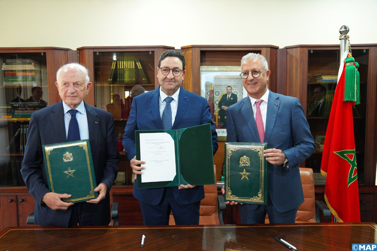 اتفاقيات شراكة لتعزيز الذكاء الاصطناعي في النقل واللوجستيك بالمغرب