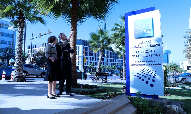 "الهاكا" تحفظ ثلاث شكايات تقدمت بها فرق المعارضة البرلمانية ضد وصلة تلفزيونية بثتها القنوات العمومية اعتبرتها "دعاية سياسية مبطنة" للحكومة