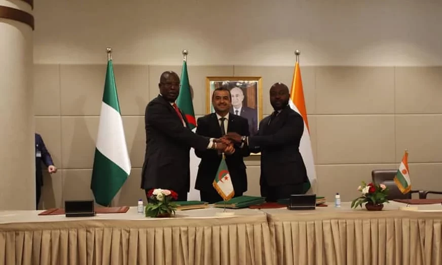  بسبب الخلافات السياسية.. النيجر توقفت إطلاق الدراسات النهائية المتعلقة بمشروع أنبوب الغاز المشترك بين نيجيريا والجزائر 