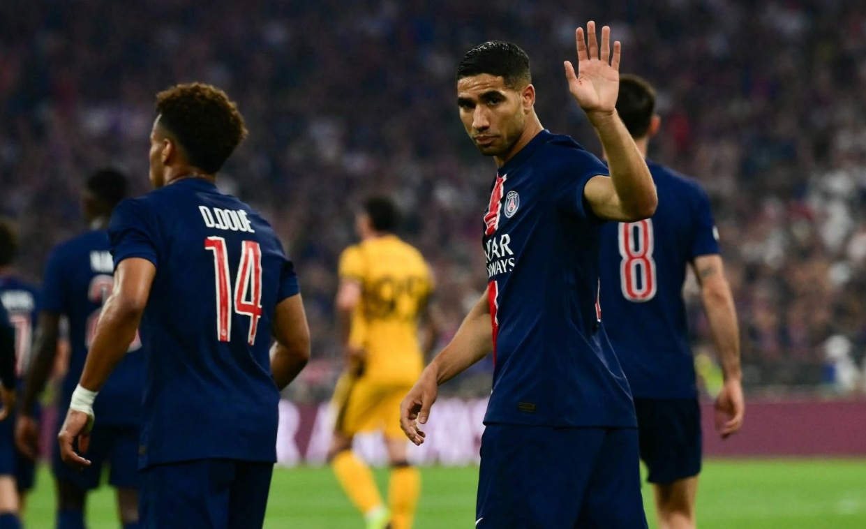 أشرف حكيمي يصبح أول لاعب مغربي يسجل في نهائي دوري أبطال أوروبا