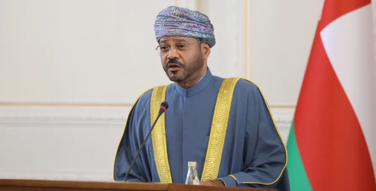 عمان: المحادثات النووية بين أمريكا وإيران تضمنت أفكارا "مفيدة وجديدة"