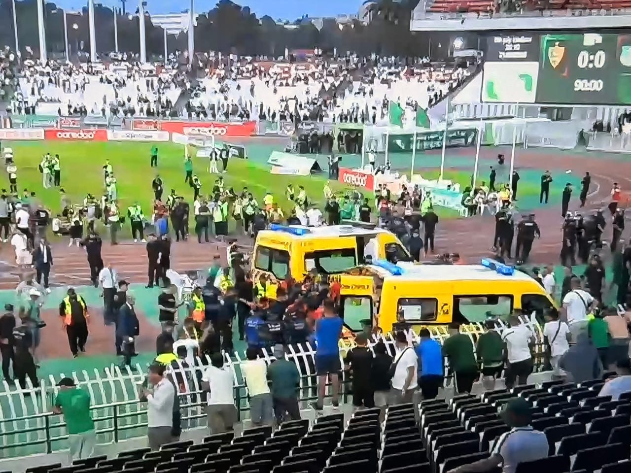 عشرات الضحايا بعد انهيار جزء من ملعب 5 جويلية بالجزائر خلال احتفالات مولودية العاصمة بلقب الدوري