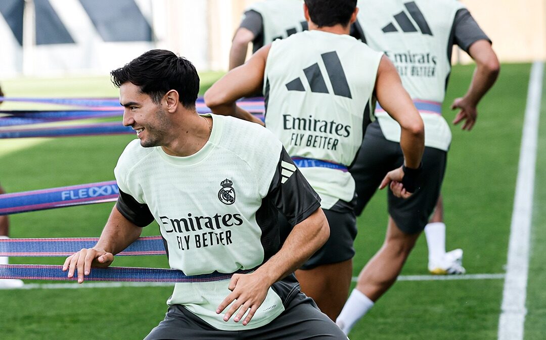 الركراكي يرخص لدياز بمغادرة معسكر المنتخب المغربي واستكمال استعداداته البدنية مع ريال مدريد