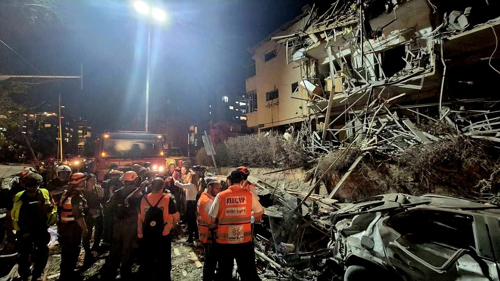  مقتل 3 إسرائيليين وإصابة 172 جراء الرد العسكري الإيراني 