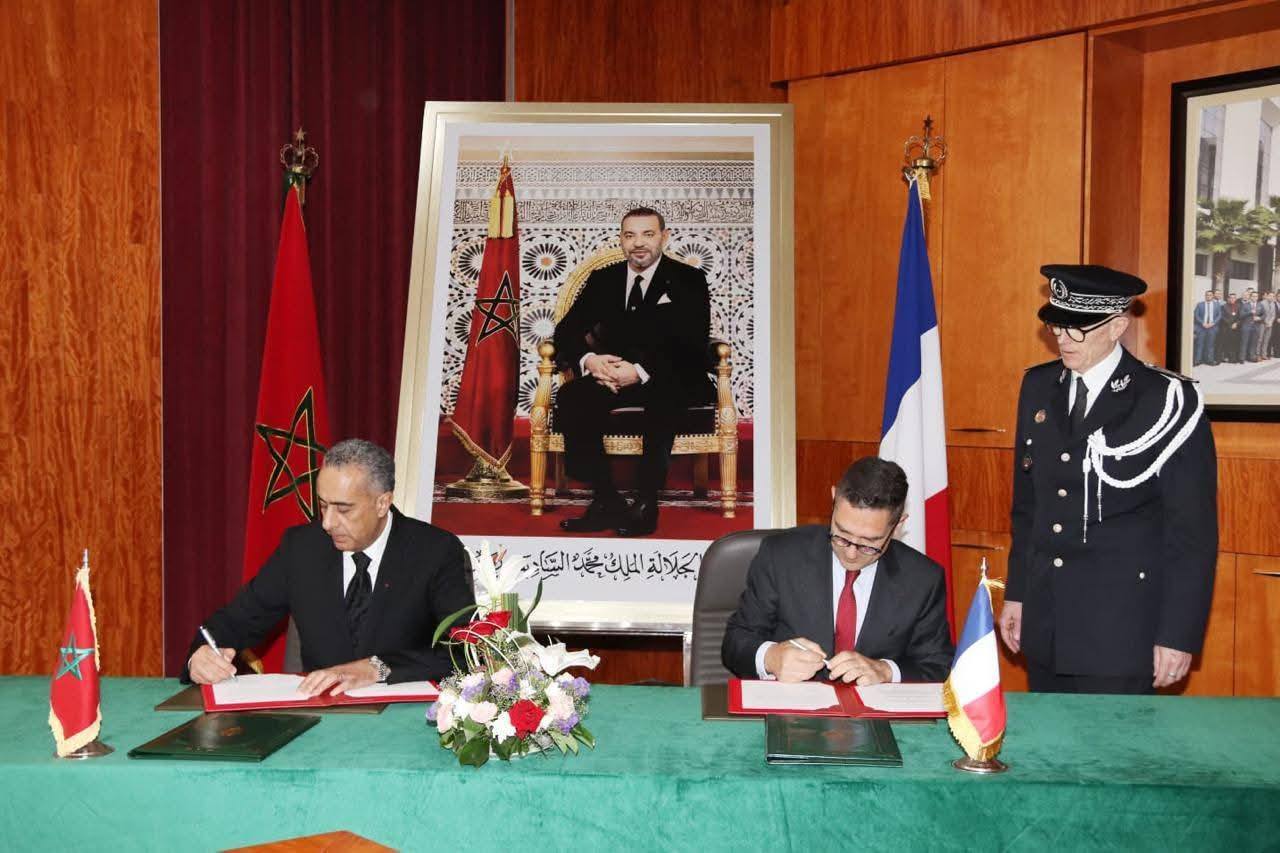  مواجهة الإرهاب وملاحقة المطلوبين دوليا.. المغرب وفرنسا يُوقعان خارطة تعاون جديدة بين جهازي الأمن بالبلدين 