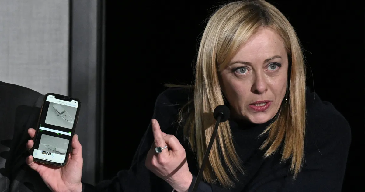  ‬‭ ‬إيطاليا تنهي عقود تجسس مع شركة إسرائيلية بعد الكشف عن تجسس الحكومة على صحافيين ومعارضين 