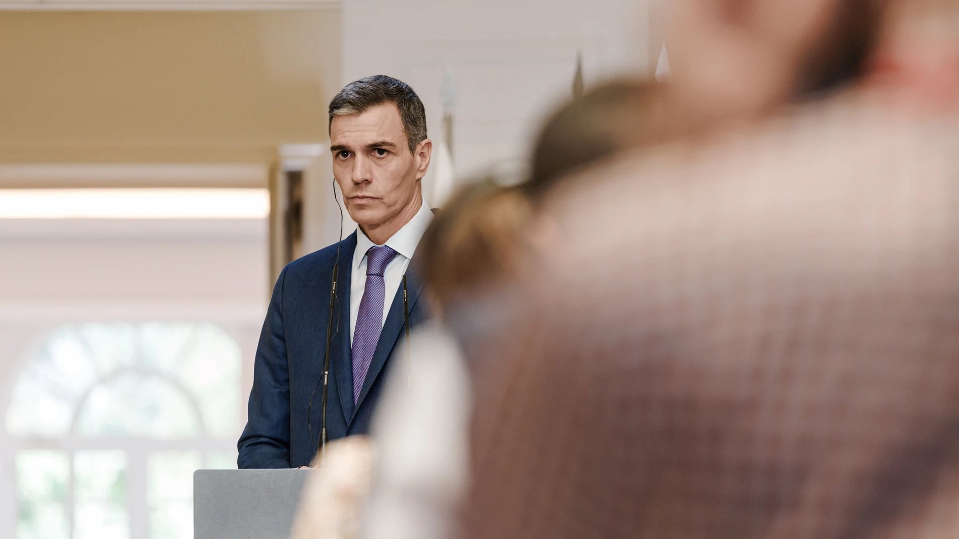 بسبب معاناتهم من إجراءات الرباط.. رجال الأعمال في مليلية يستقبلون سانشيز برسالة تدعو إلى "تطبيع العلاقات الحدودية" مع المغرب