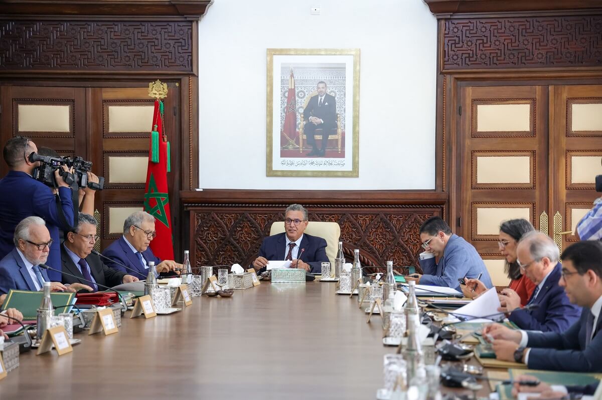 مجلس الحكومة يصادق على إحداث اللجنة الجهوية الموحدة للاستثمار