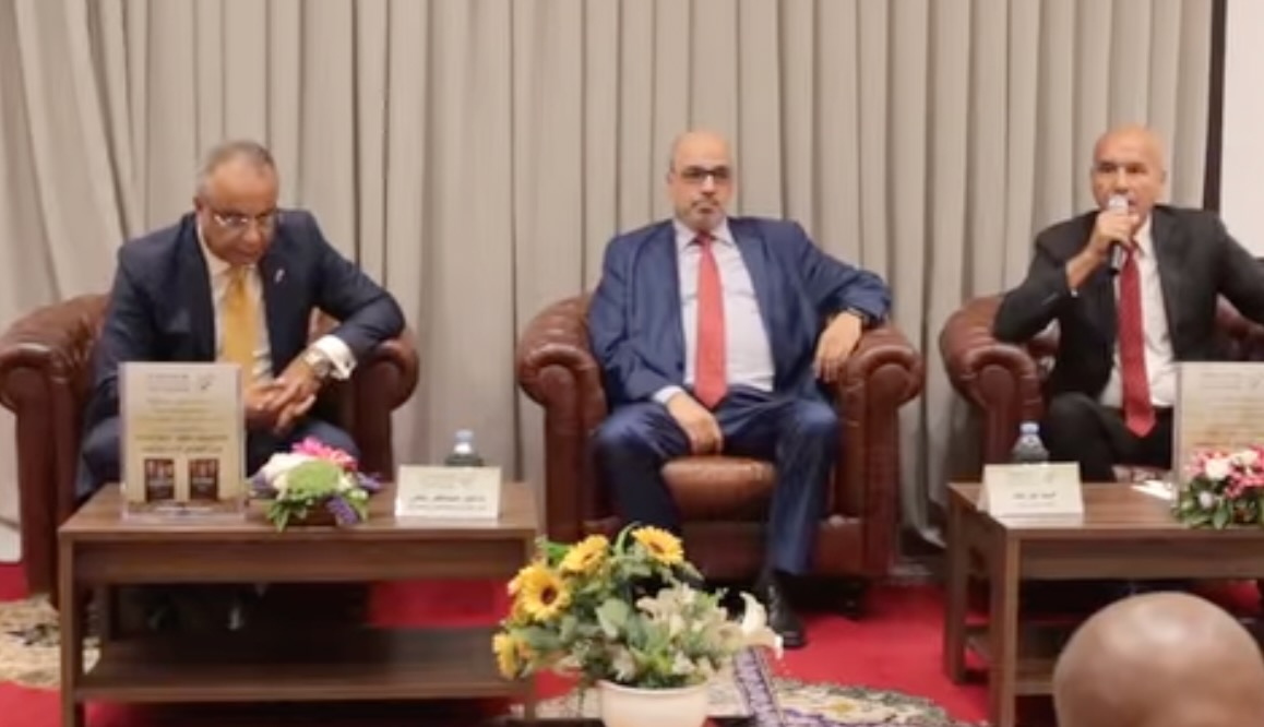 الكاتب الجزائري أنور مالك يقدم كتابه: "البوليساريو وإيران.. أسرار الإرهاب من طهران إلى تندوف"