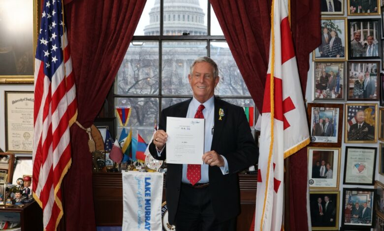  مقدما وثائق وتقارير تدينها.. جو ويلسون يُعلن رسميا تقديم مقترح قانون بمجلس النواب الأمريكي لتصنيف جبهة البوليساريو منظمة إرهابية 