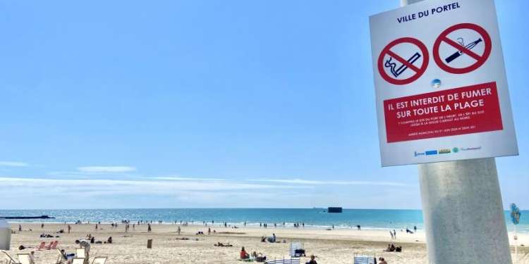 فرنسا تبدأ بتطبيق حظر التدخين على الشواطئ وفي المتنزهات العامة