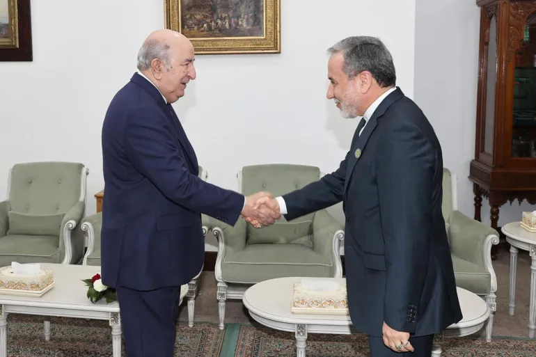 بعد تلقي إيران لضربات عسكرية مؤثرة.. هل يفقد "محور الجزائر-البوليساريو" سندا استراتيجيا ضد المغرب؟