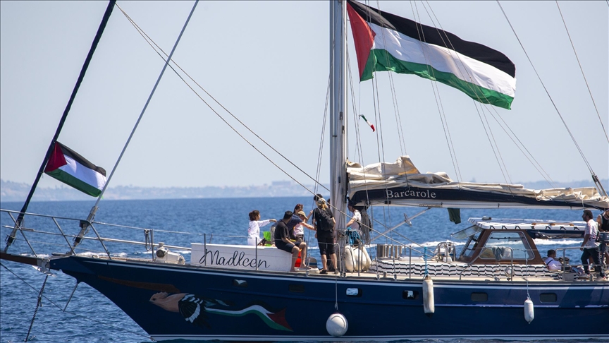  سفينة من أسطول الحرية محملة بمساعدات إنسانية تبحر إلى غزة من إيطاليا 