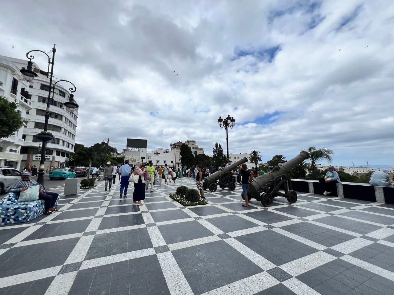  افتتاح "سور المعكازين" بطنجة في "نسخةٍ ثانية" بعد إعادة أشغاله بسبب عدم مطابقة الأشغال للتصميم 