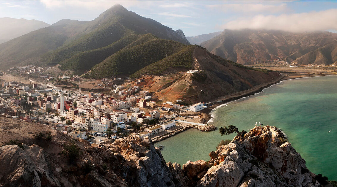 الجبهة كما لا تظهر في الخرائط.. أرض المغامرات الهادئة والضِّيافة الطيبة والشواطئ الساحرة