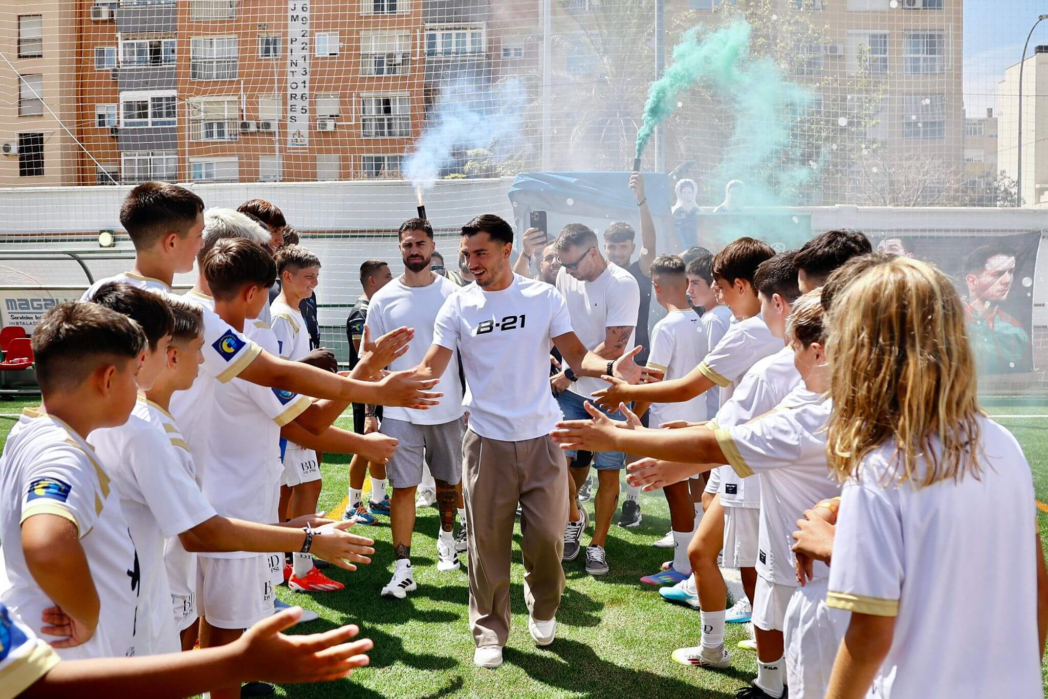 إبراهيم دياز يشارك في النسخة الثانية من مخيم "عقلية إبراهيم" بمدينة مالقة