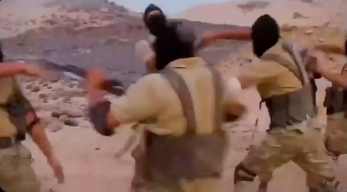 حركة مسلحة بمصر تنشر مقطع فيديو عن تدريبات بالأسلحة تحت عنوان: "سبيل المؤمنين: هذا هو الطريق"