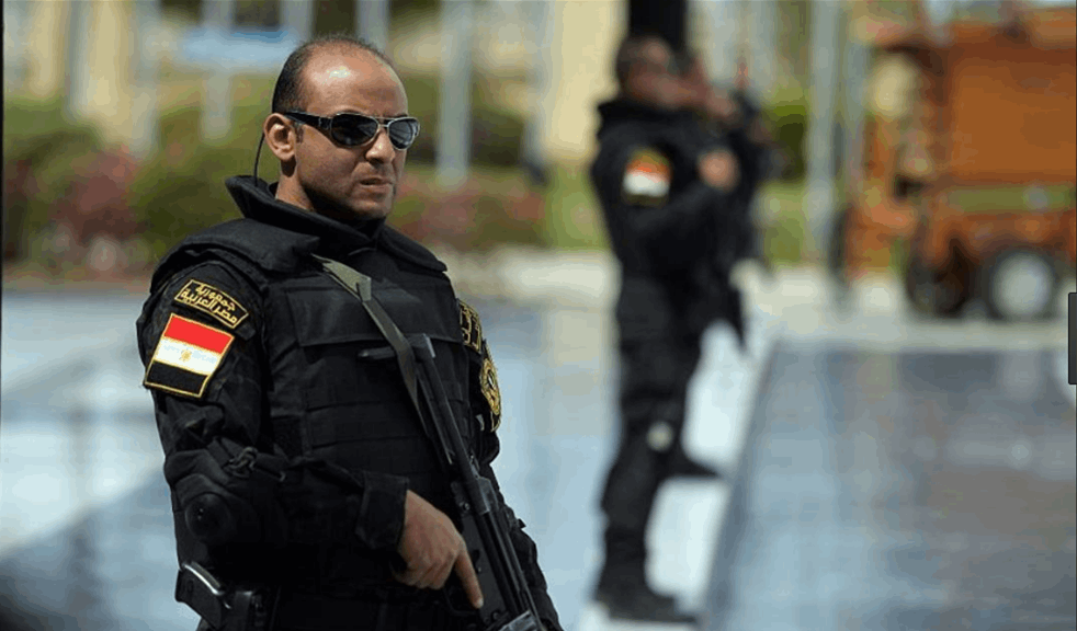  مسكن وزير مصري يتعرض لسرقة محتوياته من تحف ثمينة بمحافظة الجيزة 