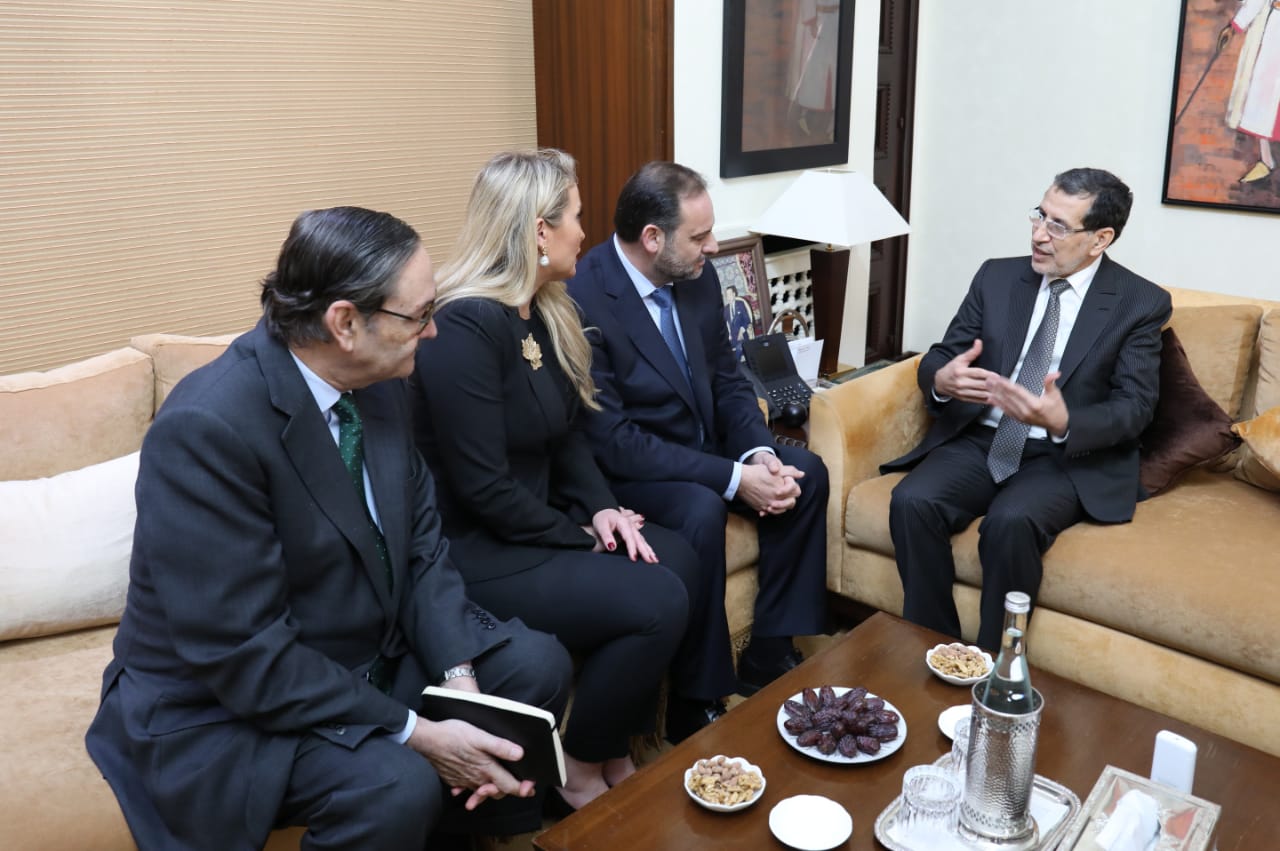 تورط وزير النقل الإسباني السابق في الفساد يدفع سلطات مدريد إلى تعقب رحلته إلى المغرب للتفاوض حول مشاريع "التيجيفي" و"ترامواي"