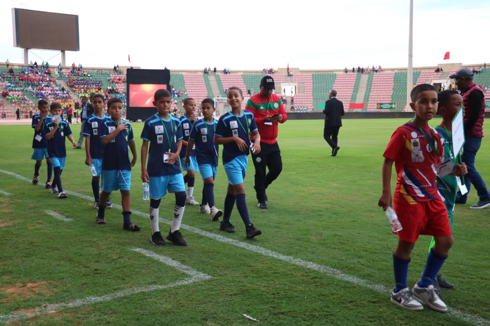 أشغال أكاديمية كرة القدم في العيون تصل لـ 85 في المائة