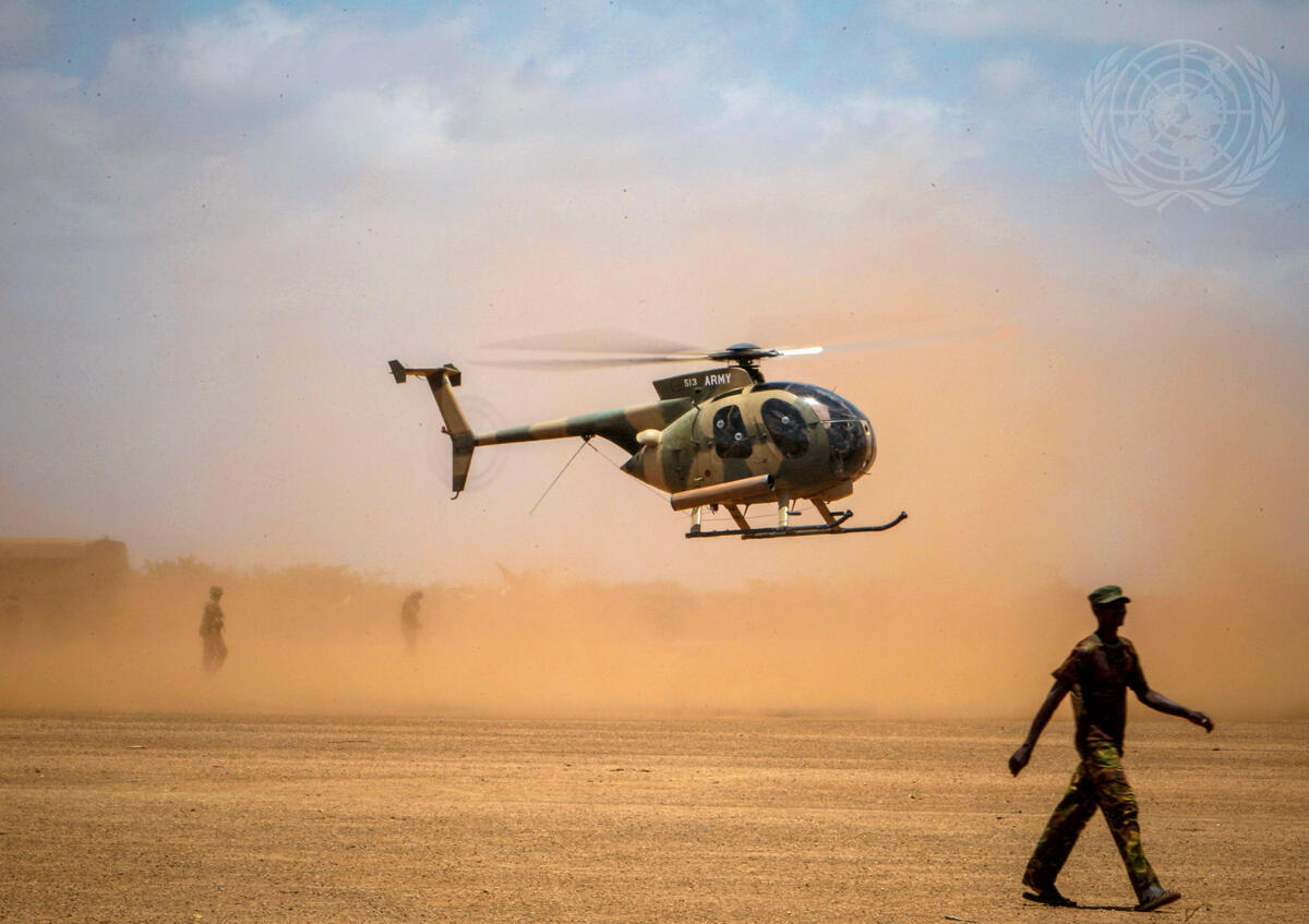  تحطم مروحية عسكرية تابعة للاتحاد الإفريقي بالصومال 