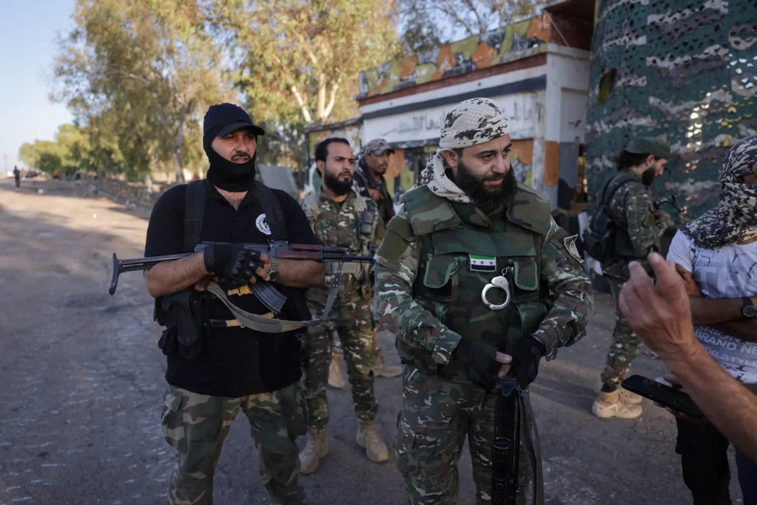 بعدما كانت تطالب بخروجها.. إسرائيل تسعى لإقناع القوات السورية بـ"دخول محدود" إلى السودياء