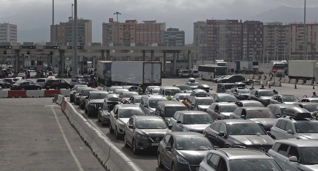 إضرابات مطارات فرنسا وموانئ إسبانيا تنذر باضطراب حركة عبور مغاربة العالم خلال صيف 2025