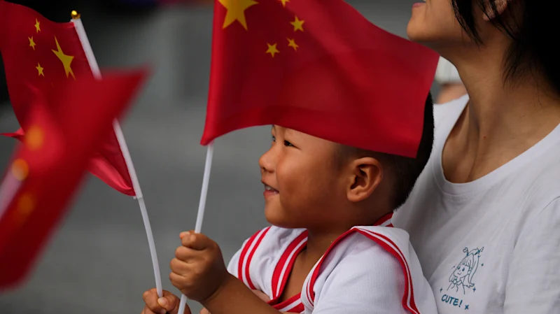 الصين تغري مواطنيها بـ 500 دولار عن كل طفل لتشجيعهم على الإنجاب