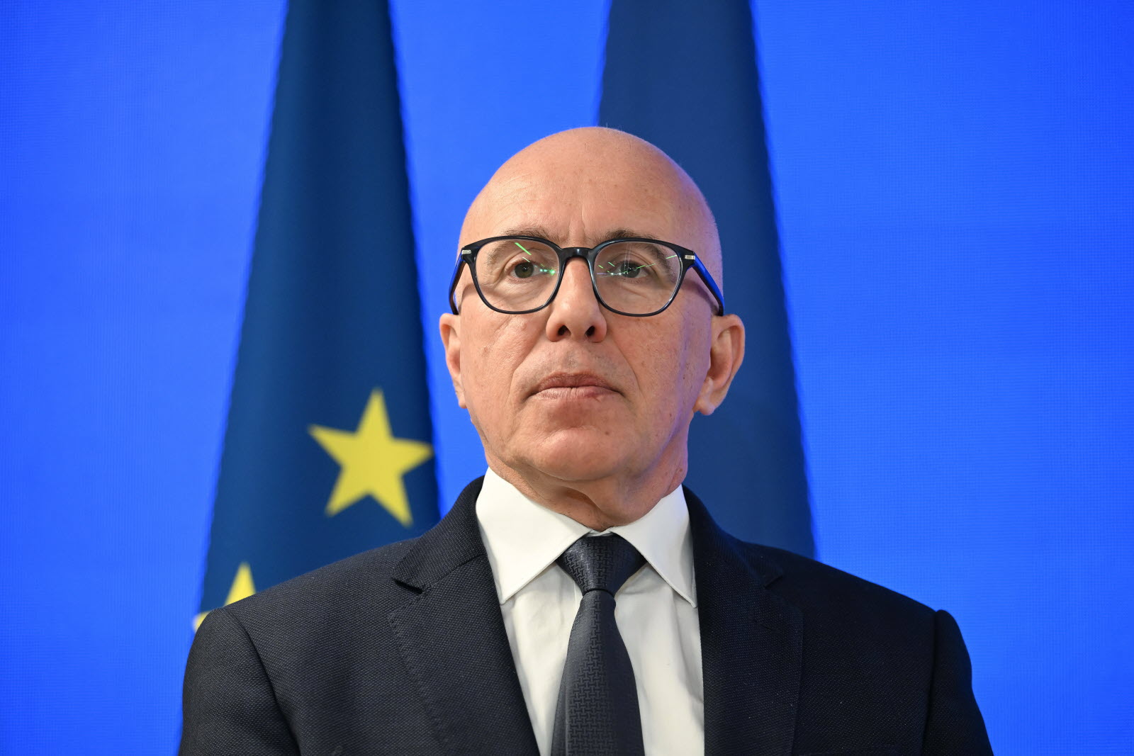  بضغط من إيريك سيوتي.. البرلمان الفرنسي يناقش مقترح إلغاء اتفاقيتي الهجرة لـ 1968 و2013 مع الجزائر 