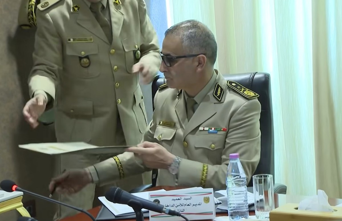 بعد وسيني ويوسف و"بوب" و"كانيش".. "ناصر الجنّ" ينضم إلى قائمة الجنرالات السجناء وسط أزمة ثقة تضرب الأجهزة الاستخباراتية الجزائرية