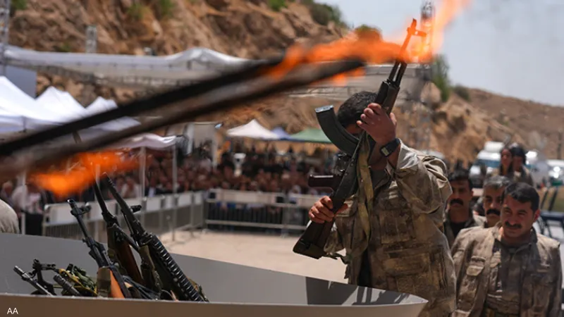  حزب العمال الكردستاني يشرع فعليًا في تسليم سلاحه بعد 40 عاما مع الصراع مع تركيا 