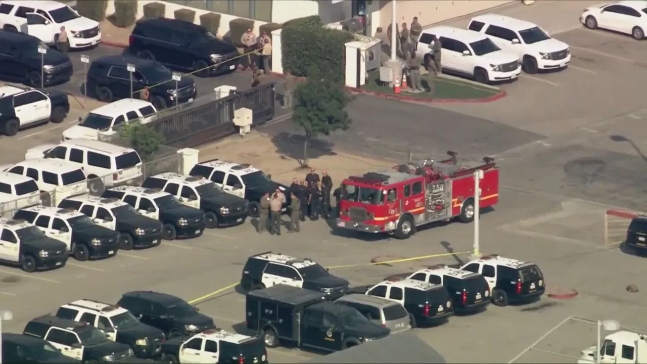  مصرع ثلاثة أشخاص عقب انفجار في مركز للشرطة بلوس أنجليس 