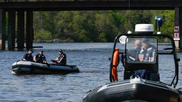  قضية "جثث نهر السين" تهز فرنسا.. توقيف شاب جزائري للاشتباه بضلوعه في أربع جرائم قتل قرب باريس 