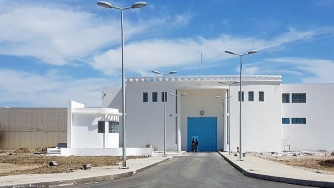 إدارة السجن المحلي "طنجة 2" تنفي “التصفية الجسدية” لنزيل