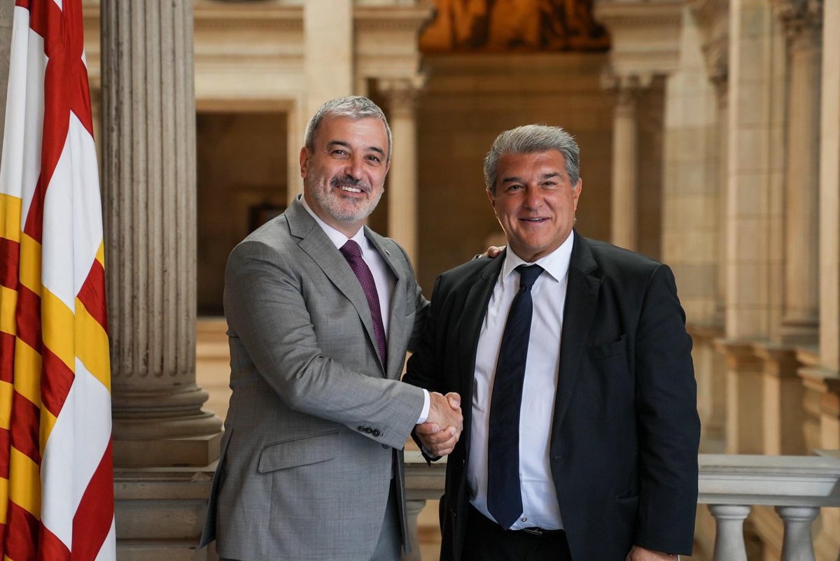 إسرائيل تمنع دخول عمدة برشلونة بسبب مواقفه المناهضة لها